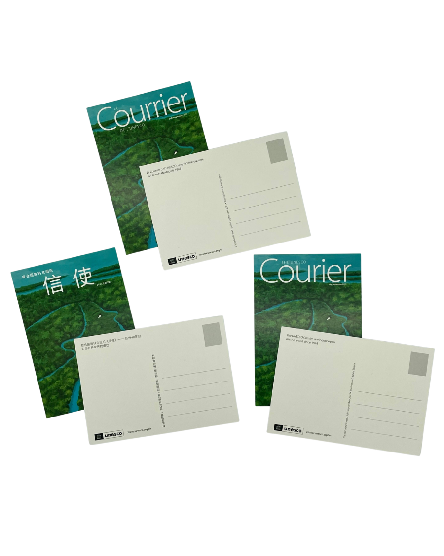 Carte Postale Le Courrier de l'UNESCO: L'appel de la foret