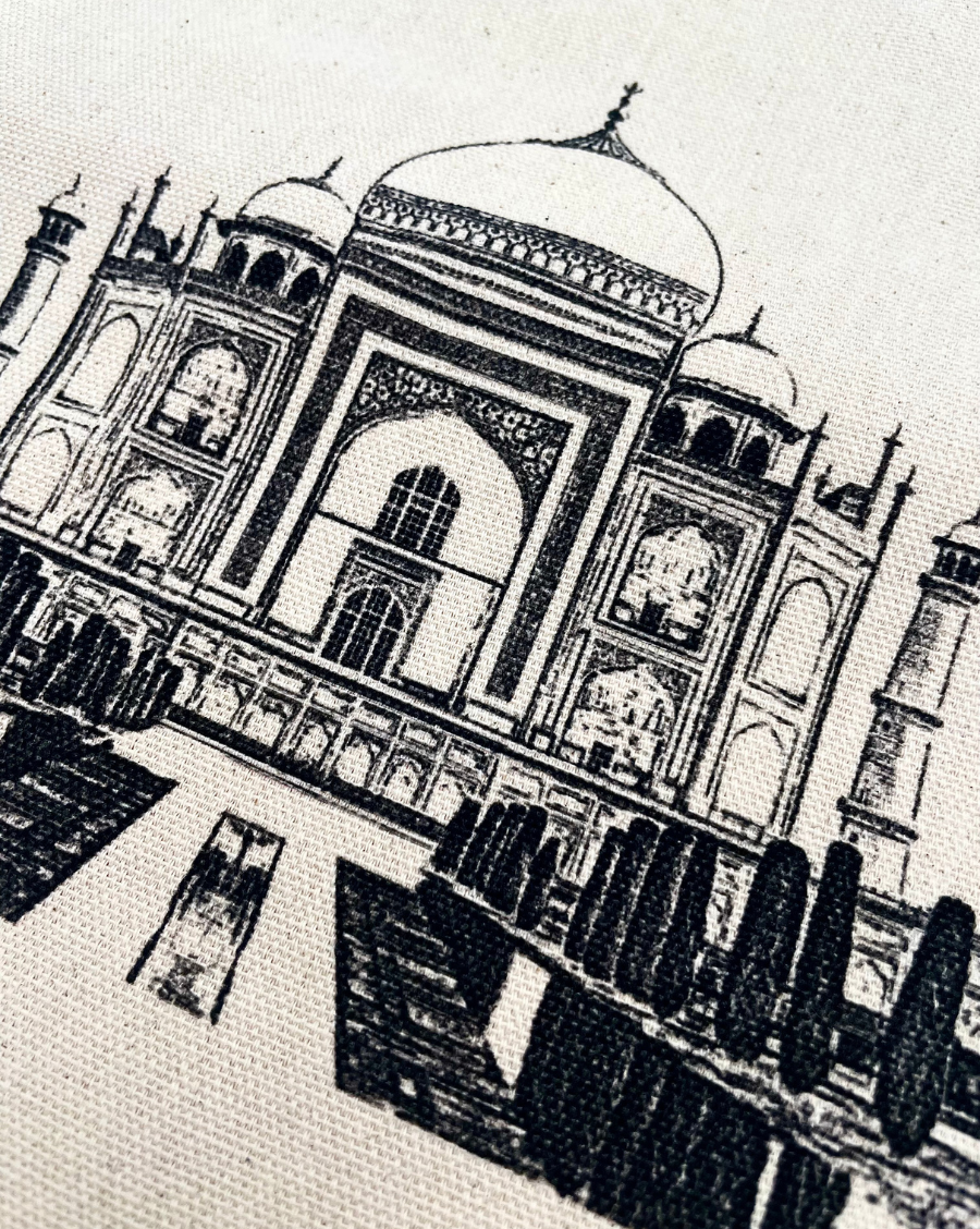 World Heritage Tote Bag: Taj Mahal