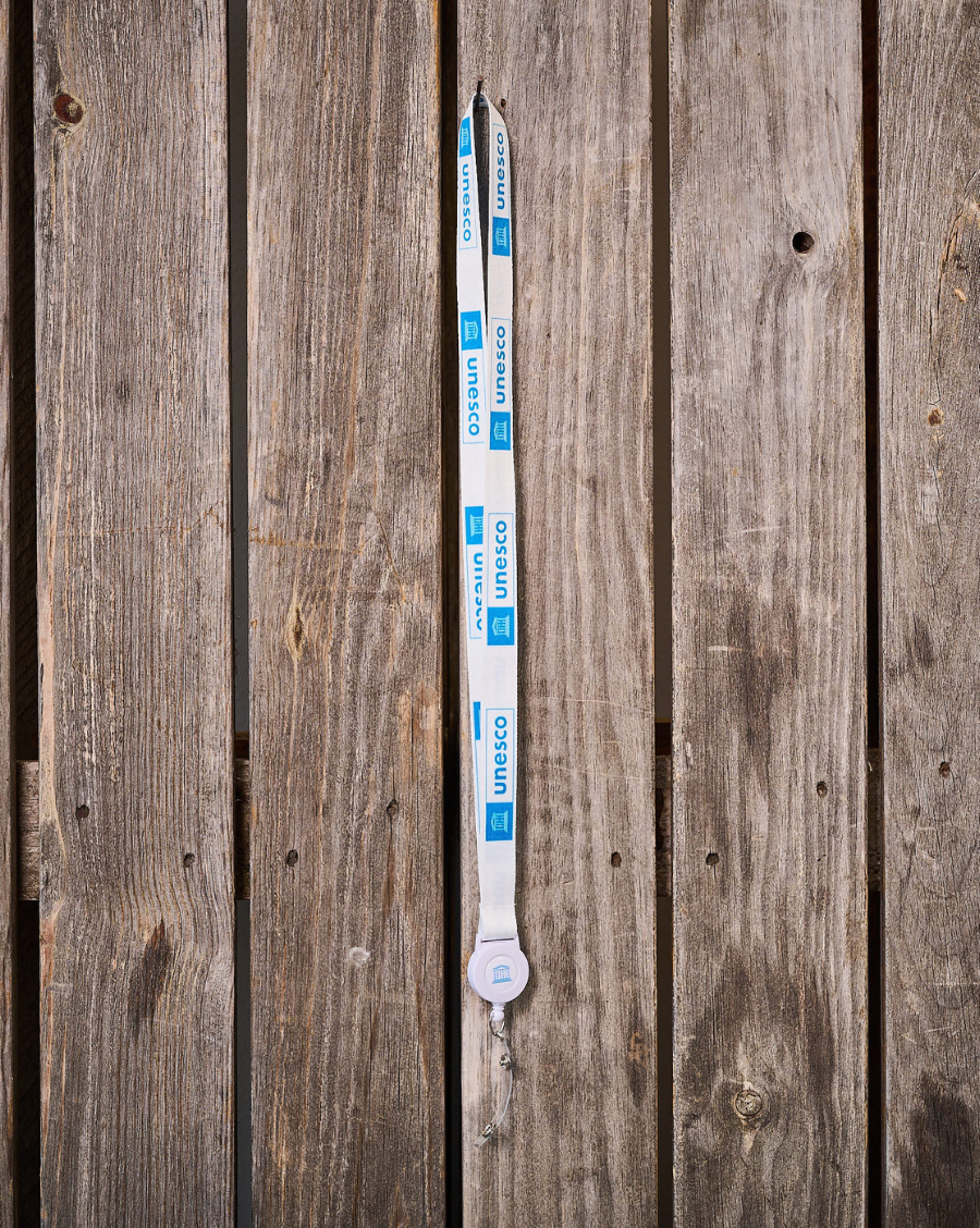 Cordón porta credencial UNESCO