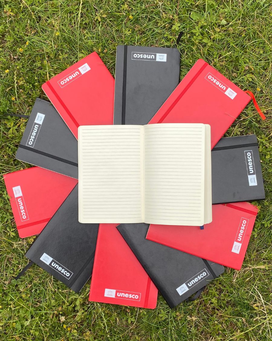 Cuaderno A5 UNESCO: 3 colores